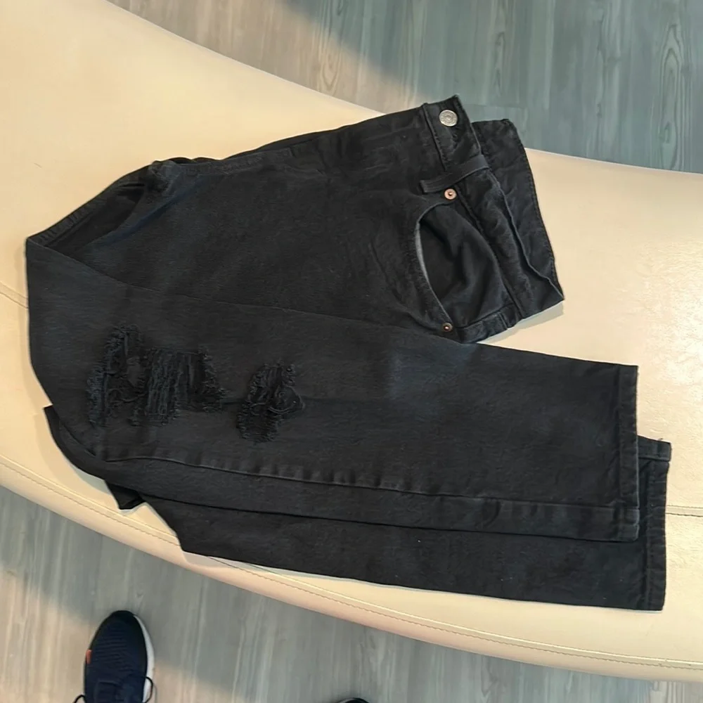 Black Levi’s 512 jeans 30W x 30L - Picture 1 of 12